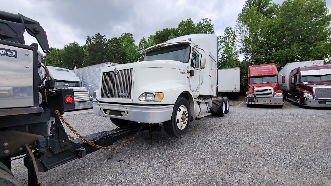 Commercial Truck Towing