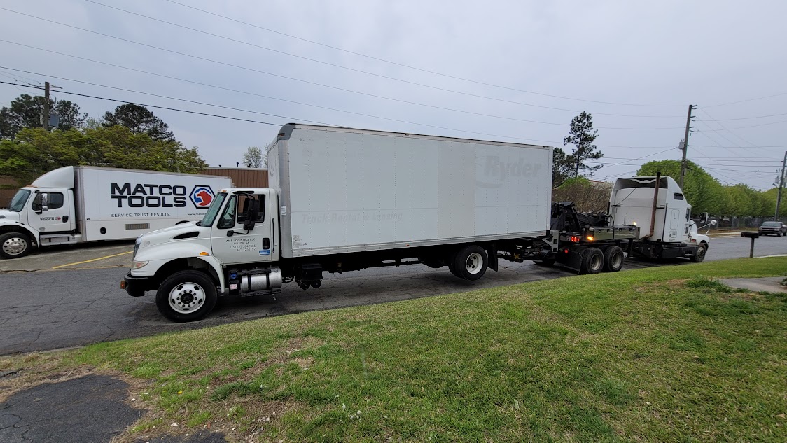 What do you need to drive a tow truck in Texas?