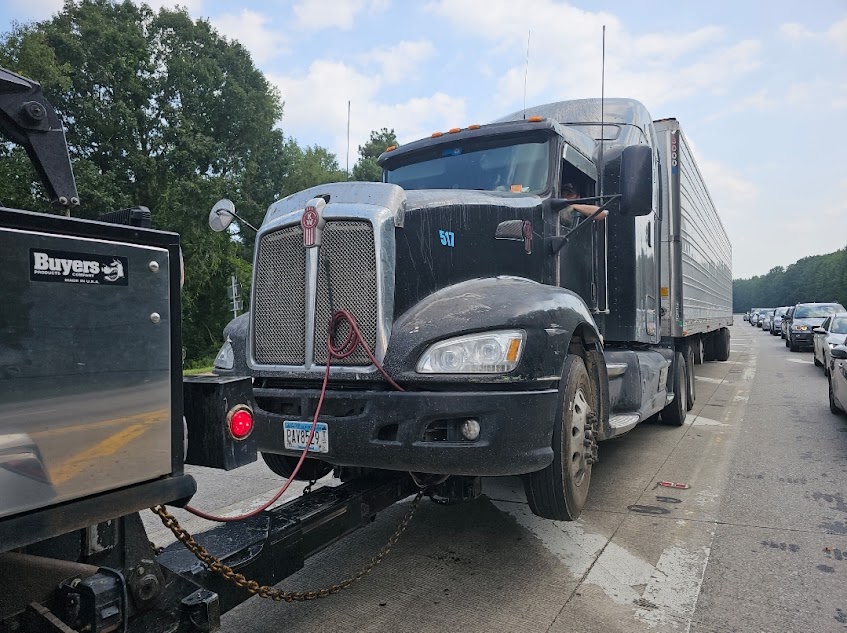 What is the largest heavy duty tow truck?